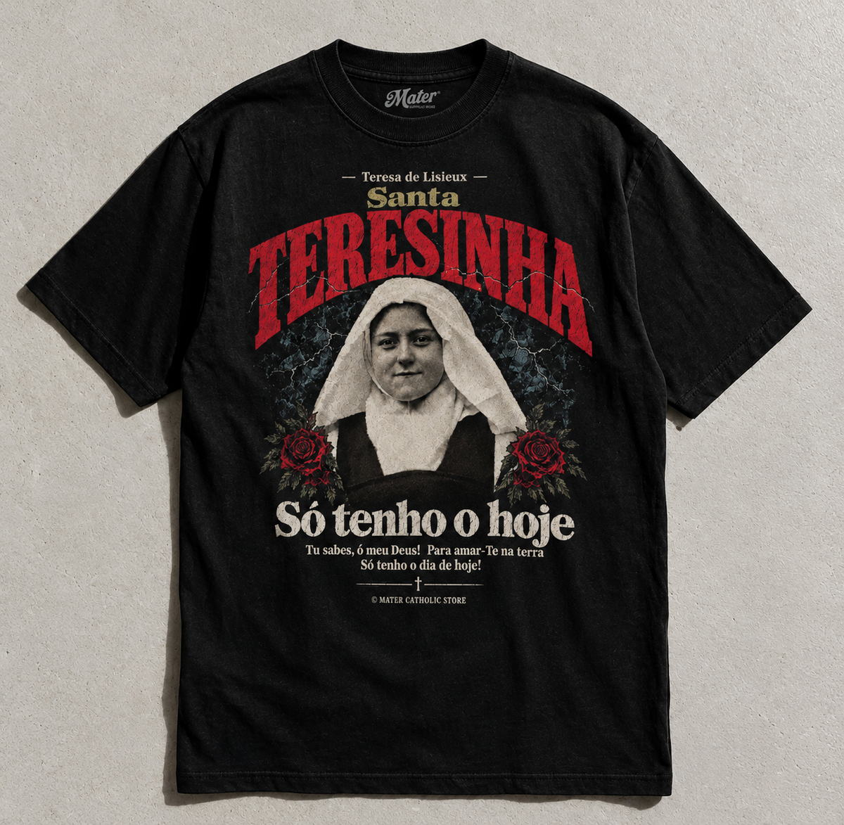CAMISETA SANTA TERESINHA — A DOCE SANTA DAS ROSAS